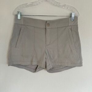 ATHLETA TREKKIE 4” SHORTS HIKING